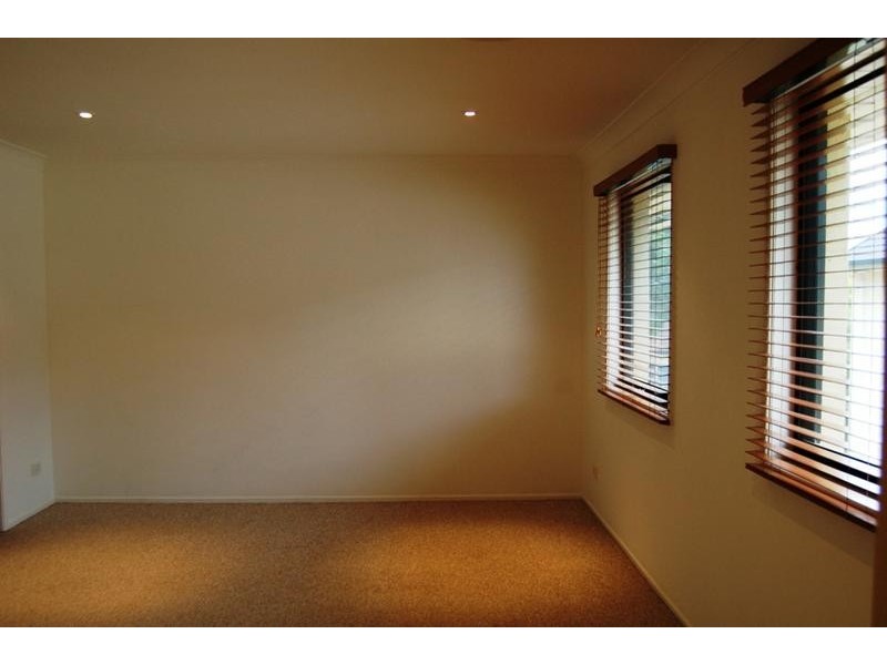 5/8 Kenneth Avenue, Baulkham Hills NSW 2153