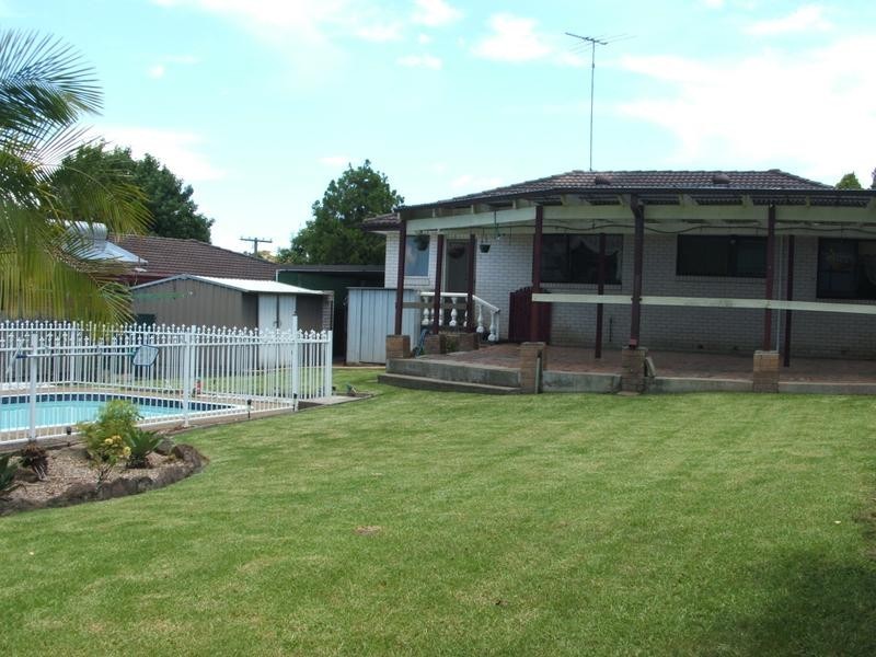 11 Sierra Place, Baulkham Hills NSW 2153