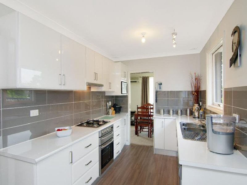 24 Emerald Road, Seven Hills NSW 2147