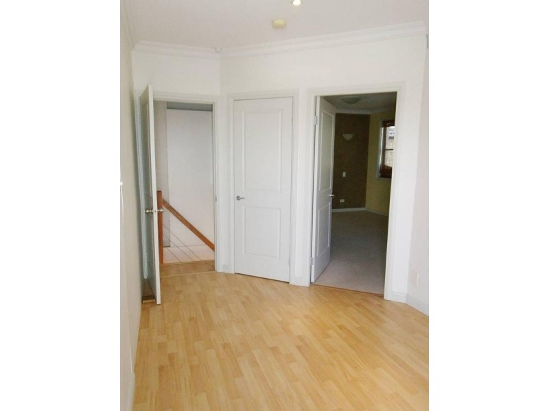 1/7 Lachlan Drive, Winston Hills NSW 2153