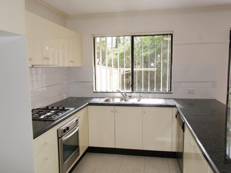 10/4-8 Russell Street, Baulkham Hills NSW 2153