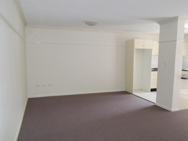 10/4-8 Russell Street, Baulkham Hills NSW 2153