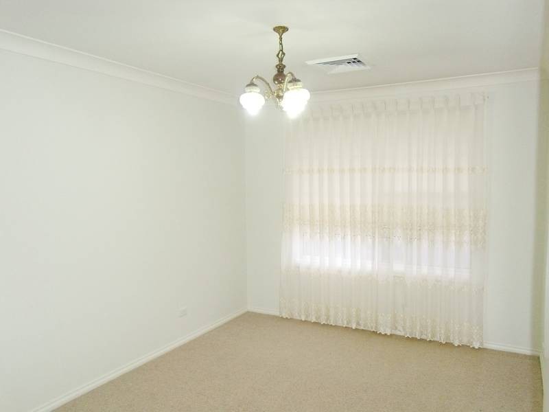 2 Endeavour Close, Castle Hill NSW 2154