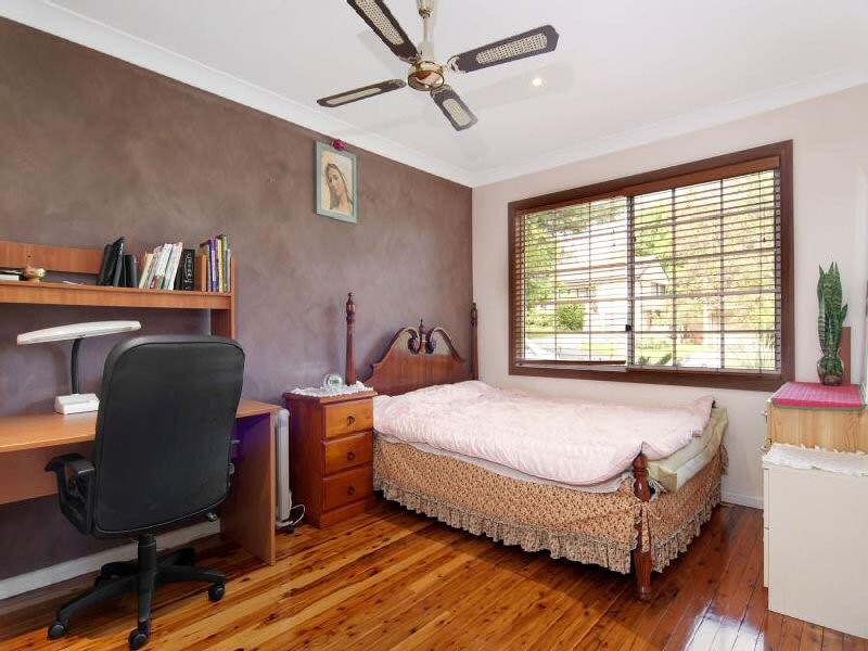 17 Jacaranda Ave, Baulkham Hills NSW 2153