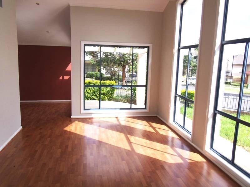 31 Blue Bell Circuit, Kellyville NSW 2155