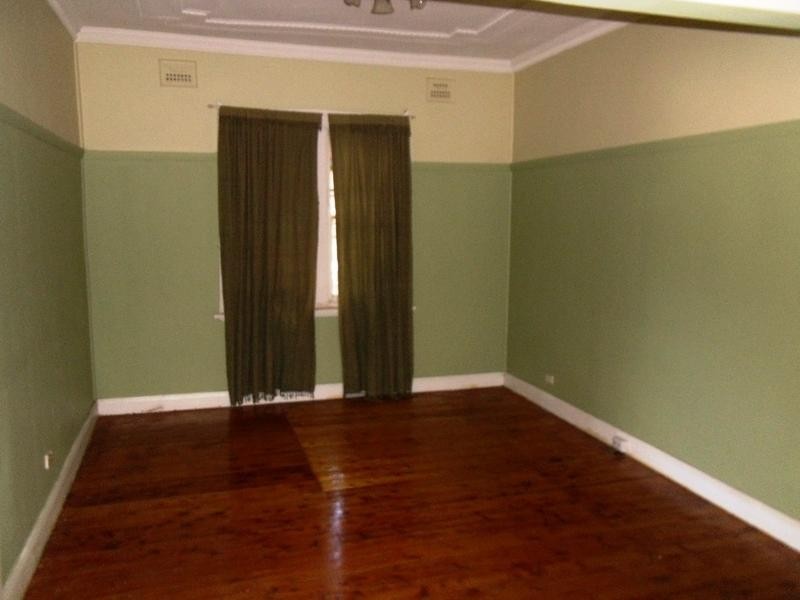 63 Windsor Road, Northmead NSW 2152