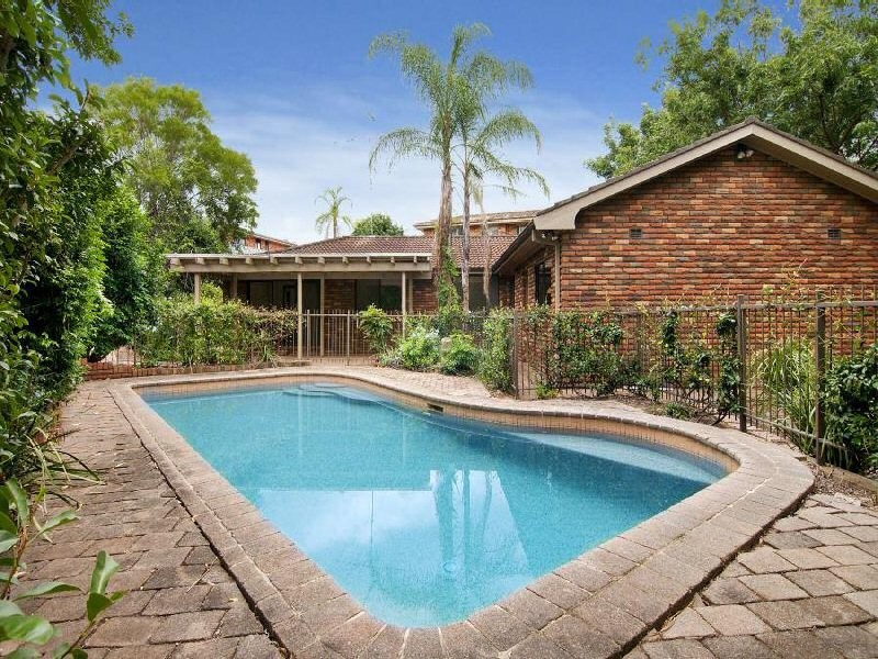 4 Connell Close, Baulkham Hills NSW 2153