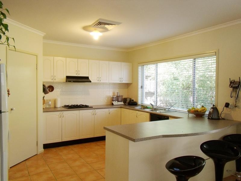9 Ramillies Way, Beaumont Hills NSW 2155