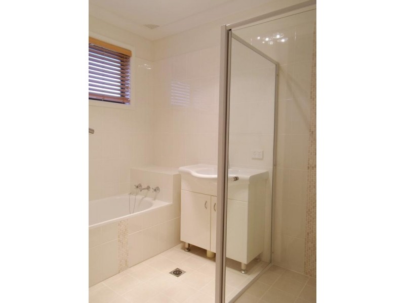 116 TAMBOURA AVENUE, Baulkham Hills NSW 2153