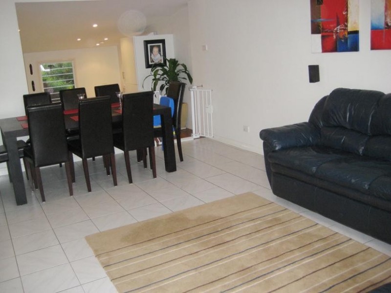 4 Bell Street, Toongabbie NSW 2146