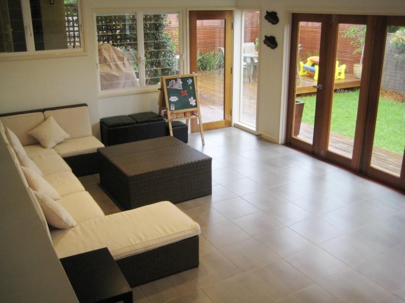 4 Bell Street, Toongabbie NSW 2146