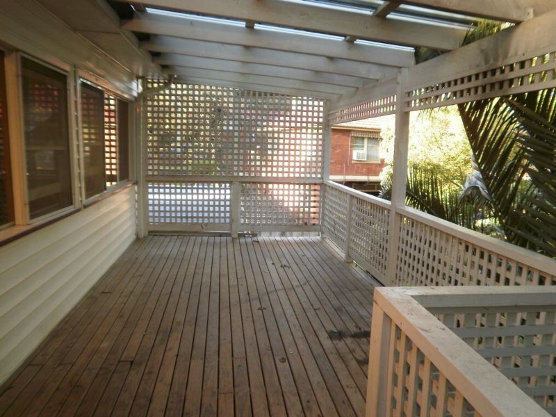 16 Yattenden Crescent, Baulkham Hills NSW 2153