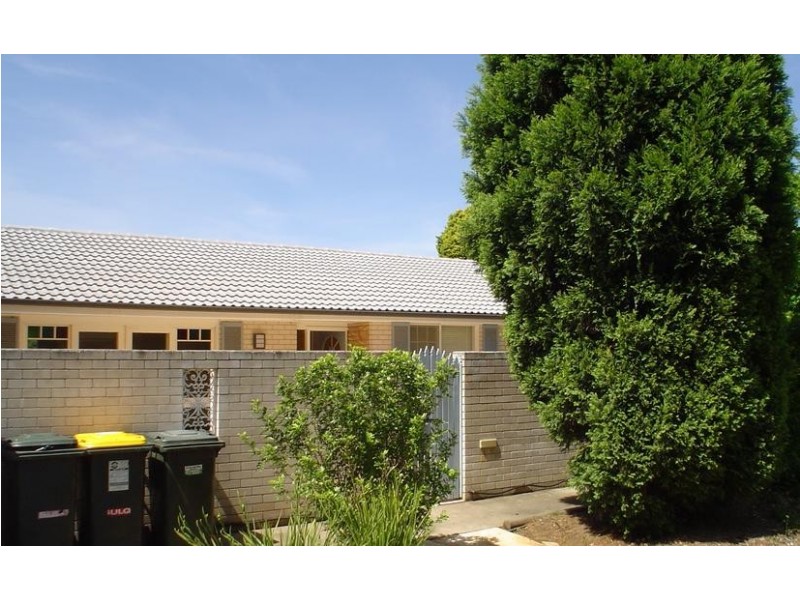 82 MERINDAH ROAD, Baulkham Hills NSW 2153