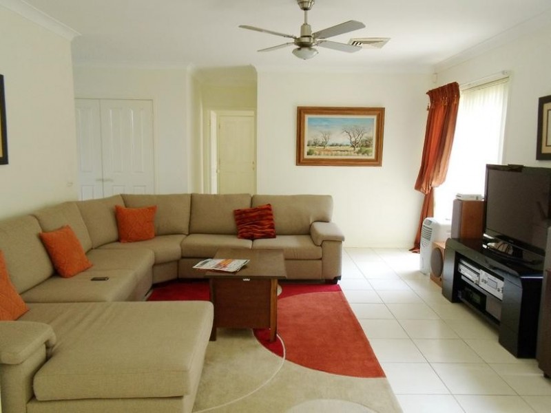 7 DRYSDALE CRESCENT, Beaumont Hills NSW 2155