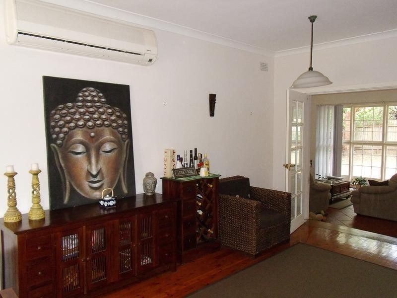 20 Dobson Crescent, Baulkham Hills NSW 2153