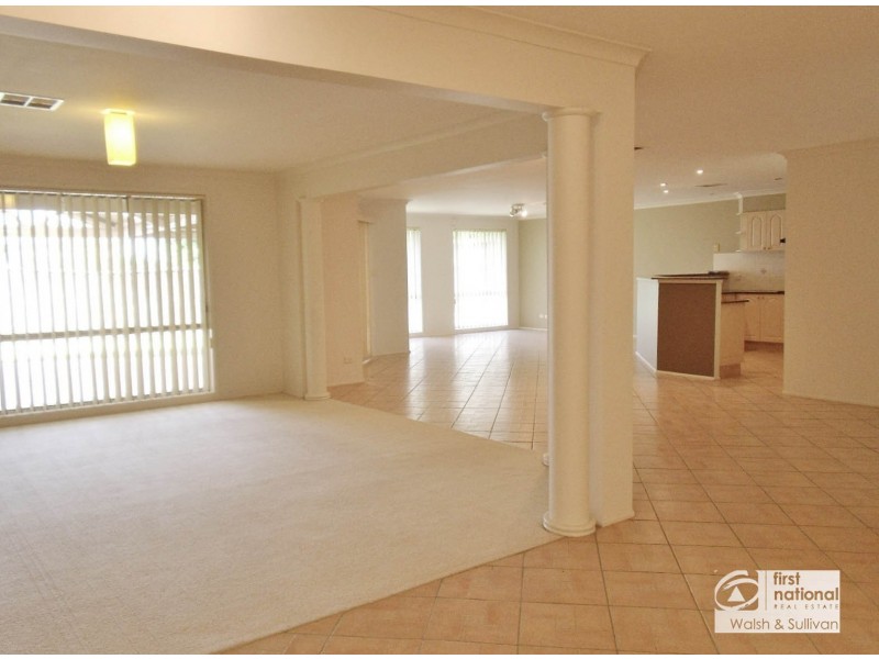 4 CARMELITA CIRCUIT, Rouse Hill NSW 2155