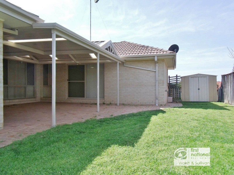 4 CARMELITA CIRCUIT, Rouse Hill NSW 2155