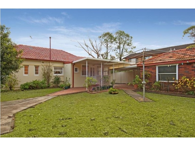 217 Windsor Road, Northmead NSW 2152