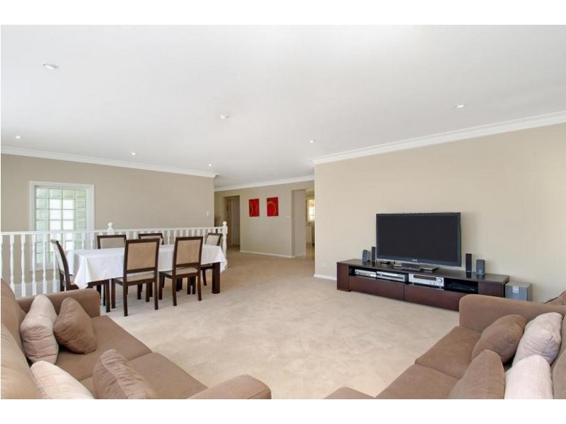 3 Cambewarra Ave, Castle Hill NSW 2154