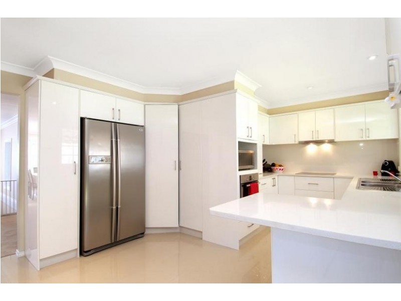 3 Cambewarra Ave, Castle Hill NSW 2154