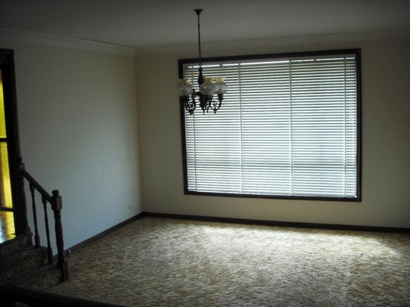 243 Caroline Chisholm Drive, Winston Hills NSW 2153