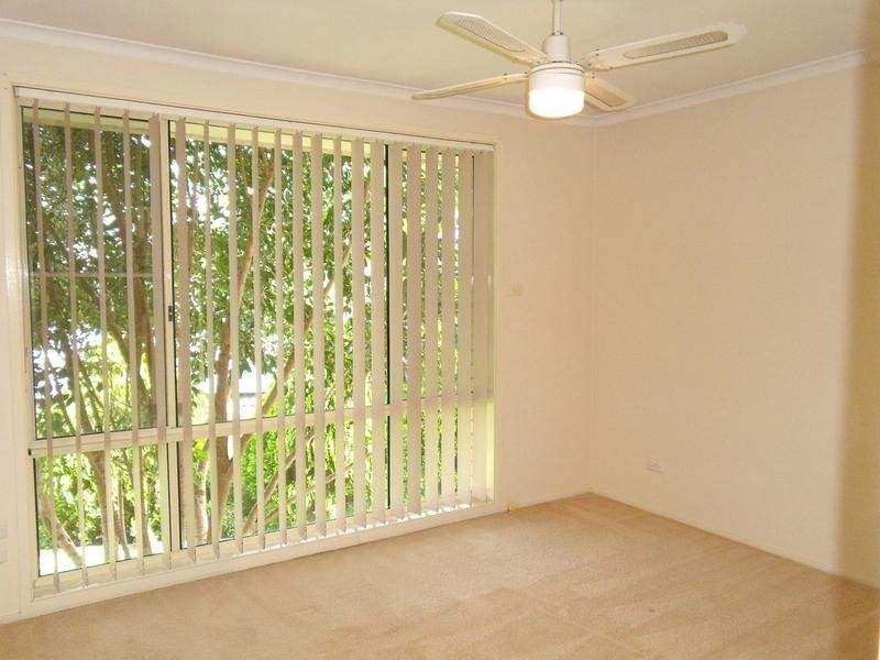 8 NOLA PLACE, Baulkham Hills NSW 2153