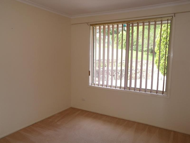 8 NOLA PLACE, Baulkham Hills NSW 2153