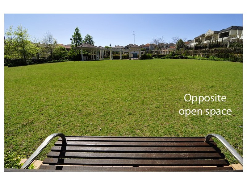 12 Linden Way, Bella Vista NSW 2153