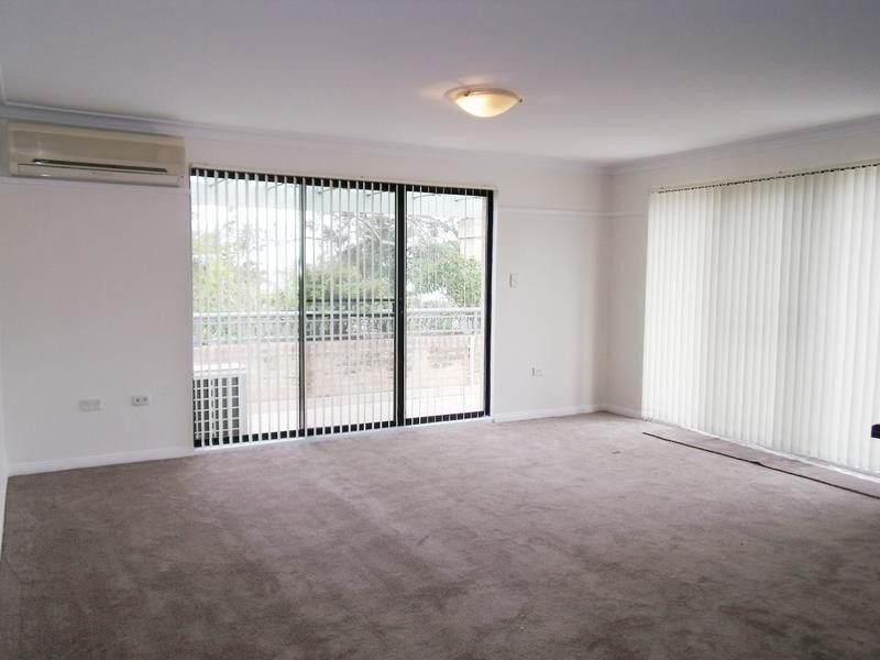 32/56-64 DOBSON CRESCENT, Baulkham Hills NSW 2153