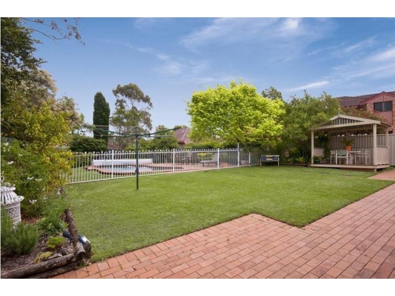 15 Burton Avenue, Northmead NSW 2152