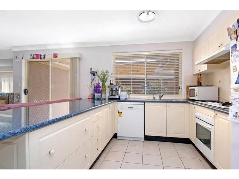 5 Leyburn Street, Stanhope Gardens NSW 2768