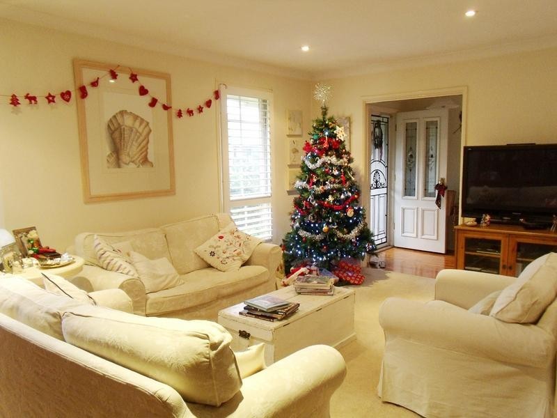 122 CAROLINE CHISHOLM DRIVE, Winston Hills NSW 2153