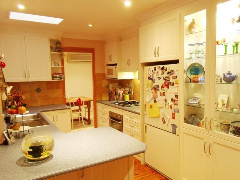 122 CAROLINE CHISHOLM DRIVE, Winston Hills NSW 2153