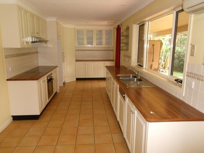 37 Middleton Ave, Castle Hill NSW 2154