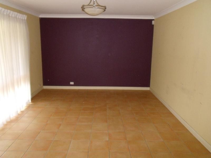 37 Middleton Ave, Castle Hill NSW 2154