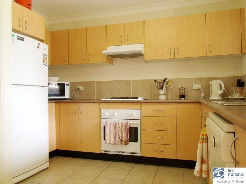 9/12 CALOOLA ROAD, Constitution Hill NSW 2145