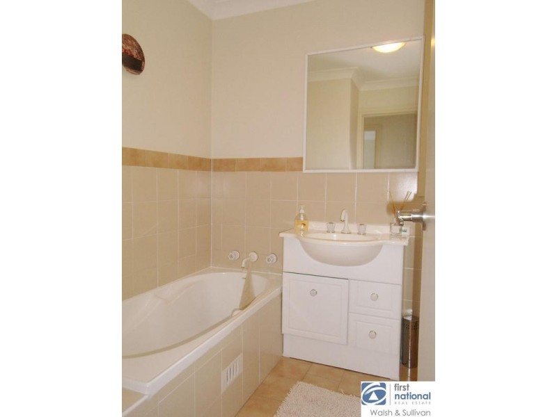 9/12 CALOOLA ROAD, Constitution Hill NSW 2145