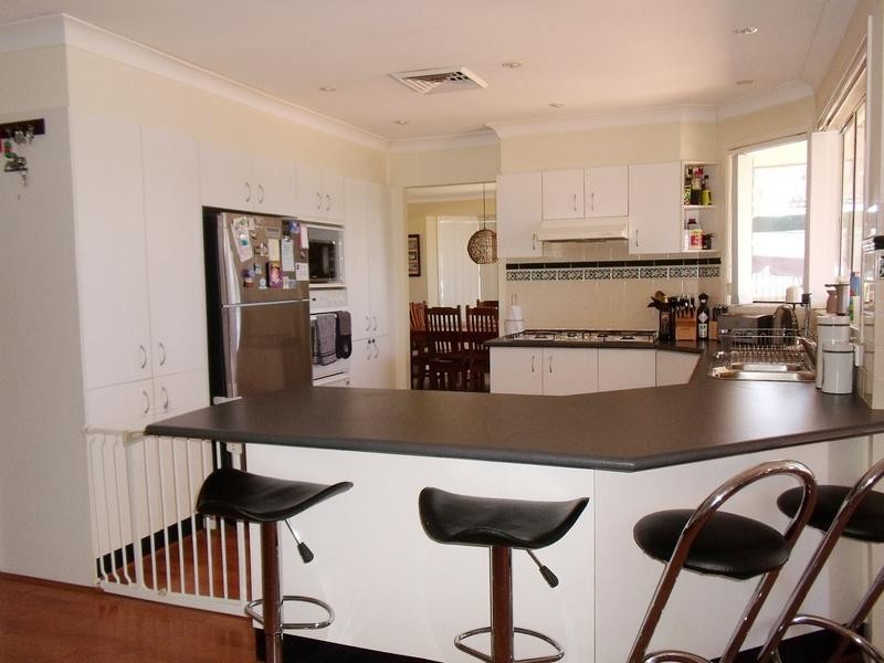 9 SUMMIT PLACE, Baulkham Hills NSW 2153