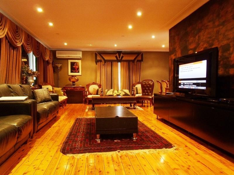 1 ST JAMES AVENUE, Baulkham Hills NSW 2153