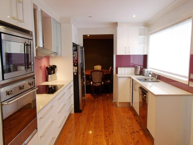 1 ST JAMES AVENUE, Baulkham Hills NSW 2153