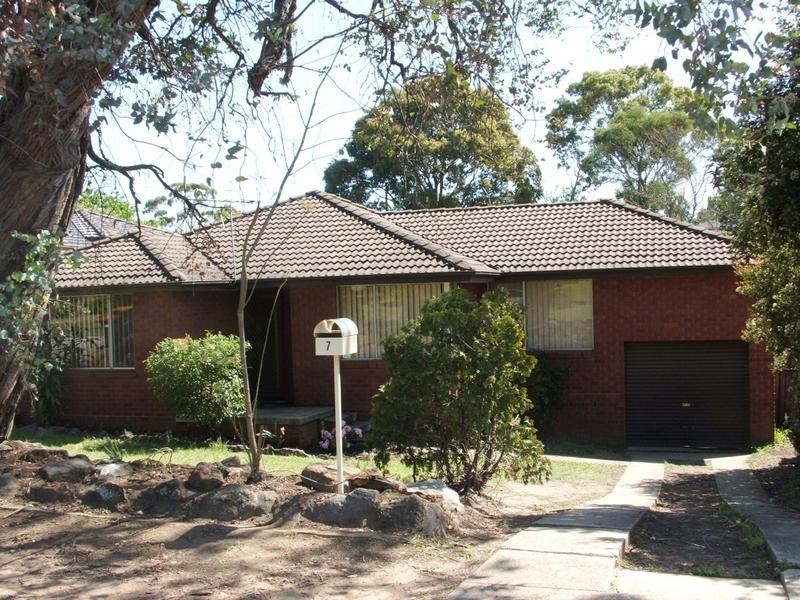 7 CHESTER AVENUE, Baulkham Hills NSW 2153