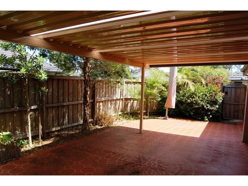 2/18 KENNETH AVENUE, Baulkham Hills NSW 2153