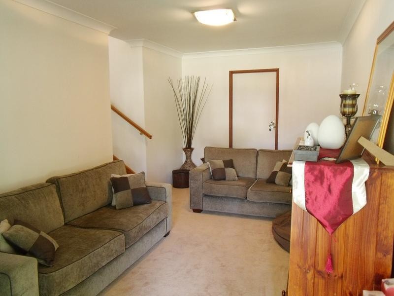 1/9 SPRING ROAD, Kellyville NSW 2155