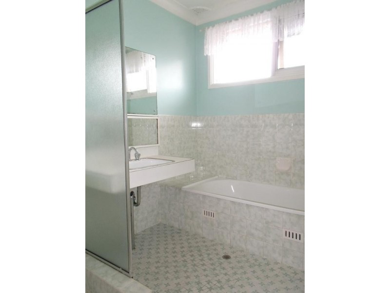 19 MARTINDALE AVENUE, Baulkham Hills NSW 2153