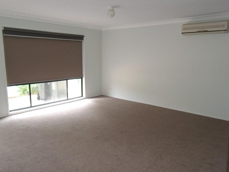 9 MYEE CRESCENT, Baulkham Hills NSW 2153