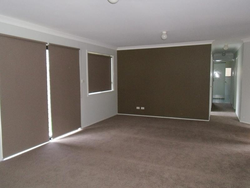 9 MYEE CRESCENT, Baulkham Hills NSW 2153