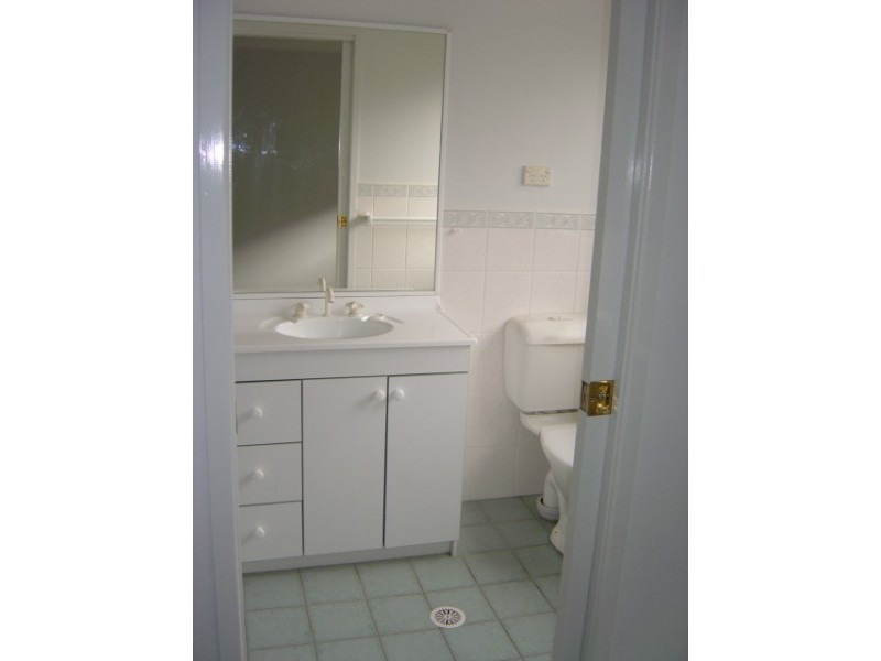 9 MYEE CRESCENT, Baulkham Hills NSW 2153