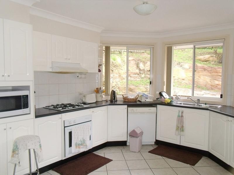 7 BUSHVIEW DRIVE, Kellyville NSW 2155