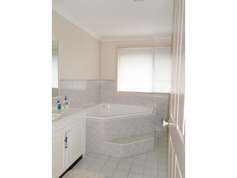 7 BUSHVIEW DRIVE, Kellyville NSW 2155