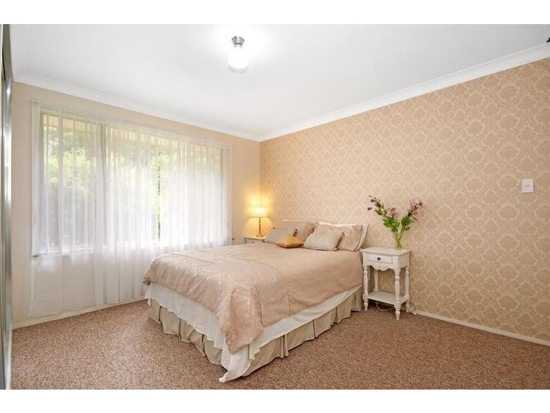 2 Kira Avenue, Northmead NSW 2152